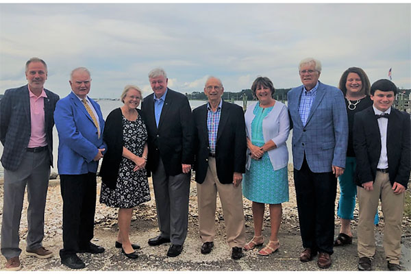 Honored Islander Recipients Group Photo