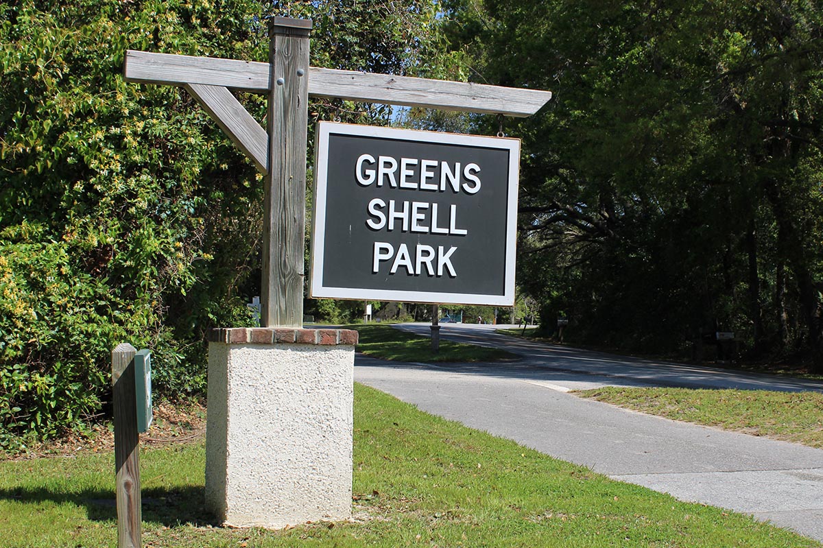 Greens Shell Park Sign