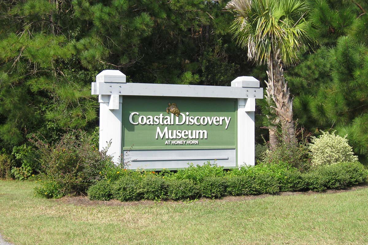 Coastal Discovery Museum Sign